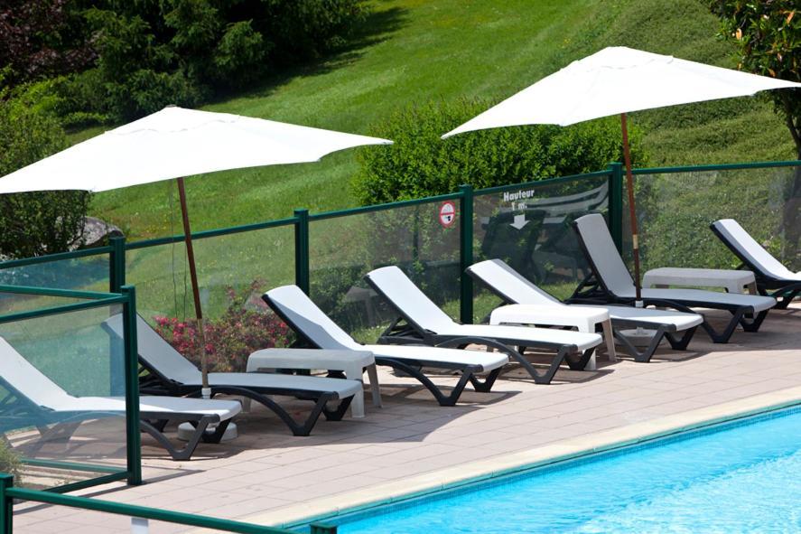 Hotel Du Lac Lacapelle-Viescamp Bagian luar foto