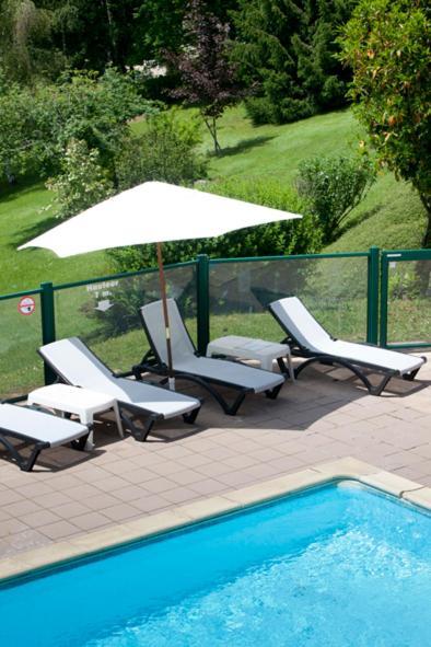 Hotel Du Lac Lacapelle-Viescamp Bagian luar foto